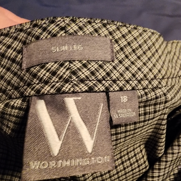 Worthington slim leg slacks - Picture 3 of 3